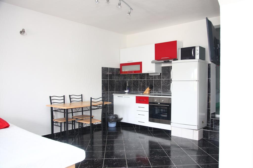 Villa Gorica Apartments Ražanj Esterno foto