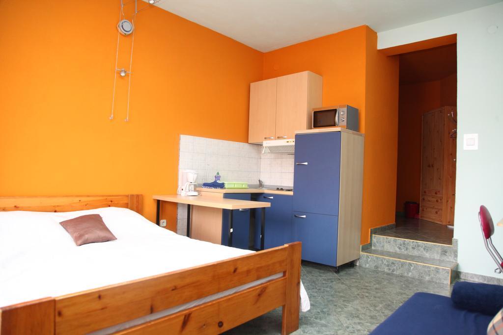 Villa Gorica Apartments Ražanj Esterno foto